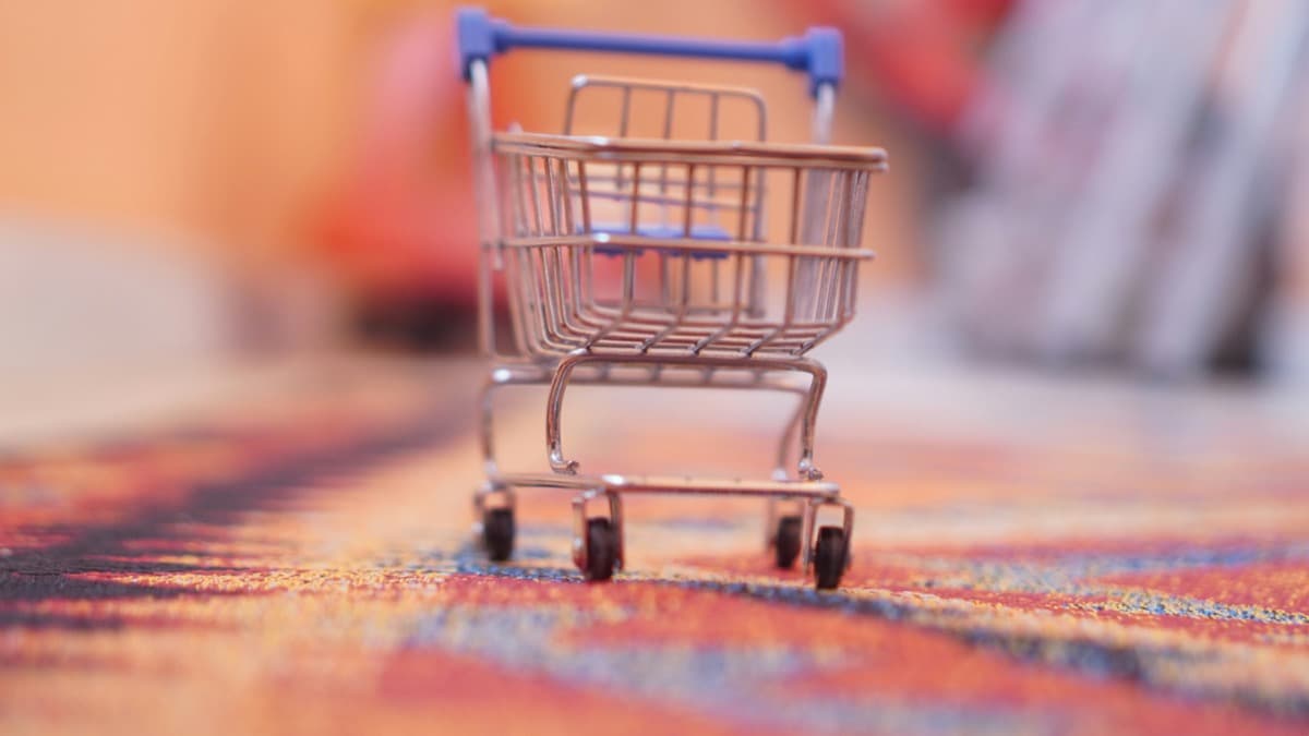 The Ultimate Guide to AI Prompt Engineering for E-commerce
